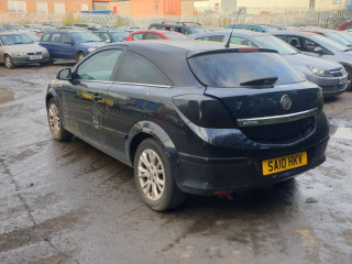 Opel Astra GTC H [рестайлинг] 2010г. 1.4 л., Z 14 XEP - фото №3