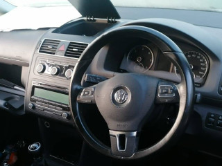 Volkswagen Touran 1 поколение [2-й рестайлинг] 2011г. 1.6 л., CAYC - фото №6