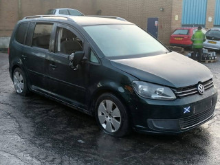 Volkswagen Touran 1 поколение [2-й рестайлинг] 2011г. 1.6 л., CAYC - фото №8