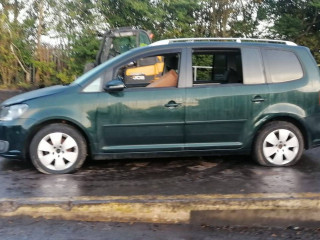 Volkswagen Touran 1 поколение [2-й рестайлинг] 2011г. 1.6 л., CAYC - фото №9