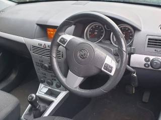 Opel Astra Family/H [рестайлинг] 2009г. 1.8 л., Z 18 XER - фото №9