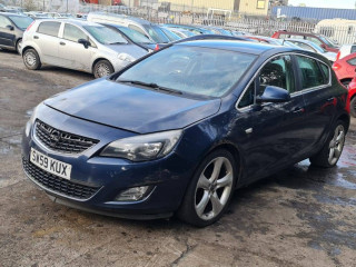Opel Astra J 2010г. 1.6 л., A 16 XER - фото №2