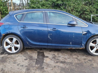 Opel Astra J 2010г. 1.6 л., A 16 XER - фото №4