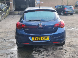 Opel Astra J 2010г. 1.6 л., A 16 XER - фото №6