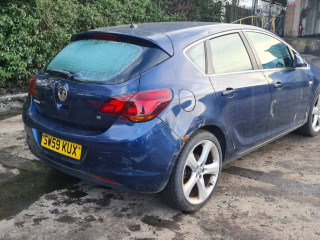 Opel Astra J 2010г. 1.6 л., A 16 XER - фото №9