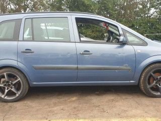 Opel Zafira B [рестайлинг] 2009г. 1.6 л., Z 16 XE1 - фото №3