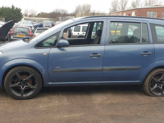 Opel Zafira B [рестайлинг] 2009г. 1.6 л., Z 16 XE1 - фото №11