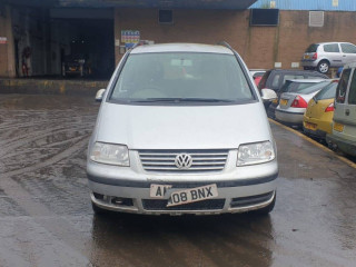 Volkswagen Sharan 1 поколение [2-й рестайлинг] 2008г. 1.9 л., BVK - фото №7