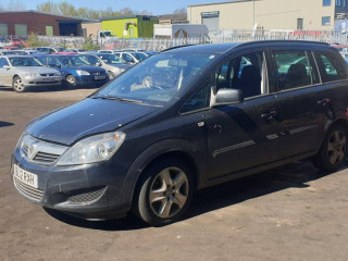 Opel Zafira B [рестайлинг] 2012г. 1.7 л., A 17 DTR - фото №2