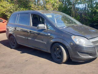 Opel Zafira B [рестайлинг] 2012г. 1.7 л., A 17 DTR - фото №9