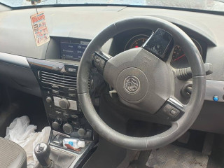 Opel Astra Family/H [рестайлинг] 2008г. 1.9 л., Z19DTH - фото №9