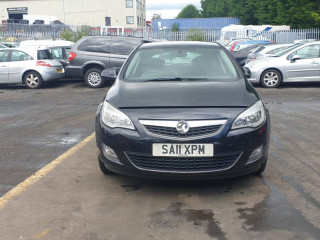 Opel Astra J 2011г. 1.4 л., A 14 XER - фото №1