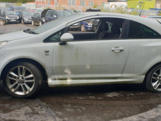 Opel Corsa D 2010г. 1.2 л., A 12 XER - фото №4
