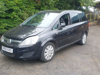 Opel Zafira B [рестайлинг] 2010г. 1.7 л., A 17 DTJ - фото №2