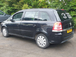 Opel Zafira B [рестайлинг] 2010г. 1.7 л., A 17 DTJ - фото №6