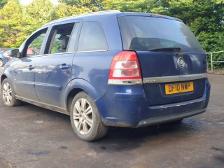 Opel Zafira B [рестайлинг] 2010г. 1.9 л., Z 19 DT - фото №6