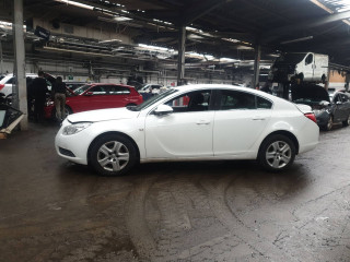 Opel Insignia A 2012г. 2.0 л., A 20 DT - фото №2