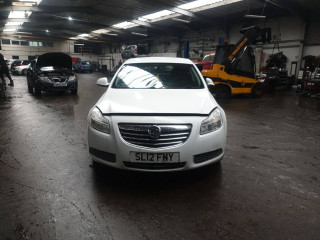 Opel Insignia A 2012г. 2.0 л., A 20 DT - фото №3