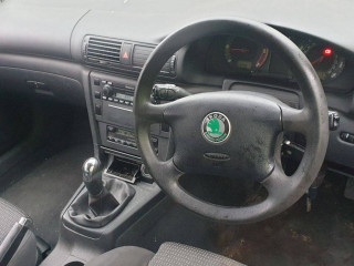 Skoda Superb 1 поколение 2004г. 1.9 л., AVB - фото №9