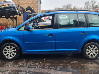 Volkswagen Touran 1 поколение 2006г. 1.9 л., BXE - фото №9