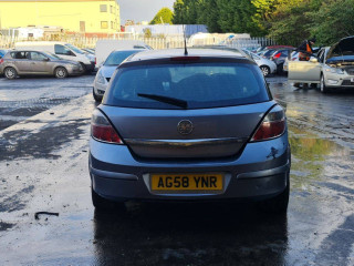 Opel Astra Family/H [рестайлинг] 2008г. 1.6 л., Z 16 XER - фото №8