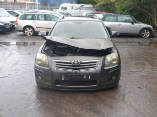Toyota Avensis 2 поколение T250 2006г. 2.2 л., 2AD-FTV - фото №1
