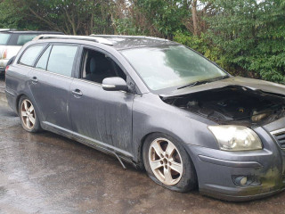 Toyota Avensis 2 поколение T250 2006г. 2.2 л., 2AD-FTV - фото №3