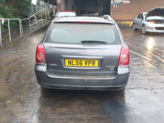 Toyota Avensis 2 поколение T250 2006г. 2.2 л., 2AD-FTV - фото №8