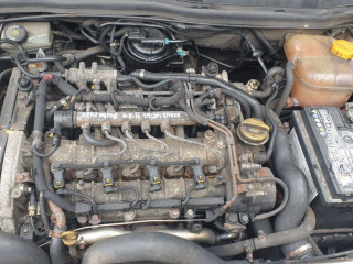 Opel Astra H 2005г. 1.9 л., Z19DTH - фото №10