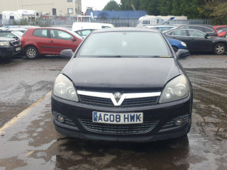 Opel Astra GTC H [рестайлинг] 2008г. 1.9 л., Z19DTH - фото №1