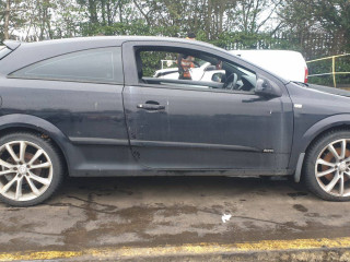 Opel Astra GTC H [рестайлинг] 2008г. 1.9 л., Z19DTH - фото №5