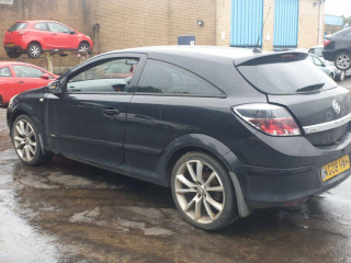 Opel Astra GTC H [рестайлинг] 2008г. 1.9 л., Z19DTH - фото №6