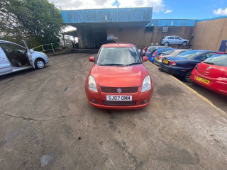 Suzuki Swift 3 поколение 2007г. 1.5 л., M15A - фото №1