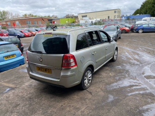 Opel Zafira B [рестайлинг] 2013г. 1.7 л., A 17 DTJ - фото №8