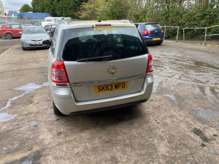 Opel Zafira B [рестайлинг] 2013г. 1.7 л., A 17 DTJ - фото №10