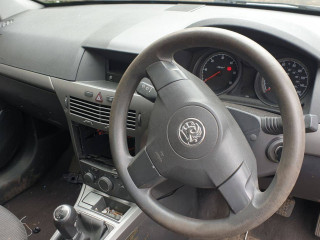 Opel Astra H 2005г. 1.7 л., Z 17 DTL - фото №9
