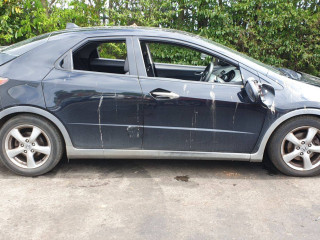 Honda Civic 8 поколение 2006г. 2.2 л., N22A2 - фото №5