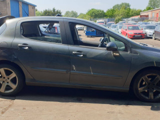 Peugeot 308 1 поколение 2008г. 1.6 л., 9HZ (DV6TED4) - фото №3