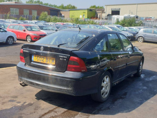 Opel Vectra B [рестайлинг] 1999г. 2.5 л., X 25 XE - фото №4