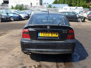 Opel Vectra B [рестайлинг] 1999г. 2.5 л., X 25 XE - фото №8