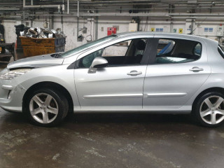 Peugeot 308 1 поколение 2009г. 1.6 л., 5FW (EP6) - фото №4