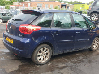 Citroen C4 Picasso 1 поколение 2008г. 2.0 л., RHJ (DW10BTED4) - фото №7