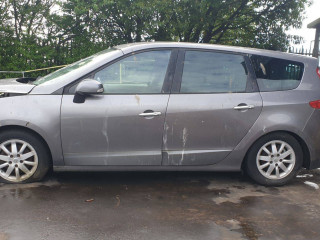 Renault Grand Scenic 3 поколение 2010г. 1.5 л., K9K 832 - фото №4