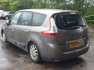 Renault Grand Scenic 3 поколение 2010г. 1.5 л., K9K 832 - фото №6