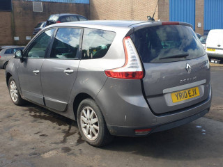 Renault Grand Scenic 3 поколение 2010г. 1.9 л., F9Q 872 - фото №6