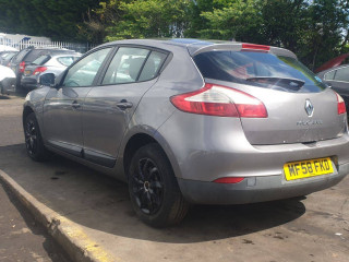 Renault Megane 3 поколение 2008г. 1.6 л., K4M 848 - фото №6