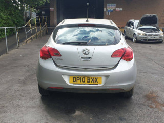 Opel Astra J 2010г. 1.4 л., A 14 XER - фото №8