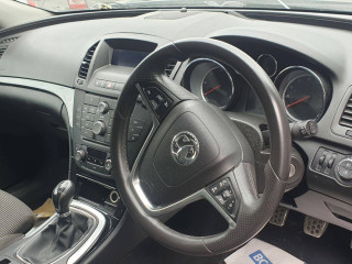 Opel Insignia A 2010г. 2.0 л., A 20 DTH - фото №9