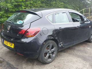 Opel Astra J 2010г. 1.6 л., A 16 XER - фото №7