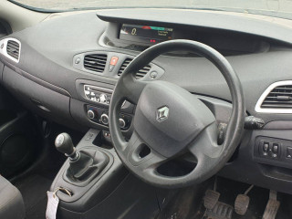 Renault Grand Scenic 3 поколение 2011г. 1.9 л., F9Q 872 - фото №6